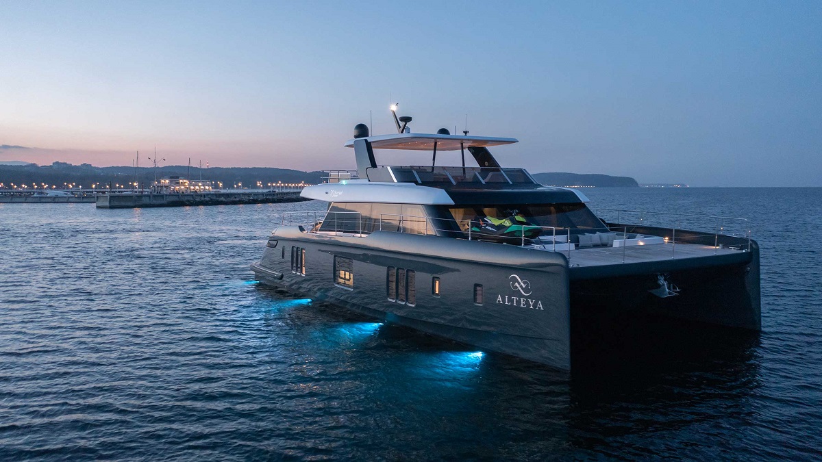 luxury power catamaran