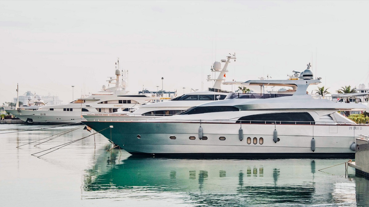 standard yacht price