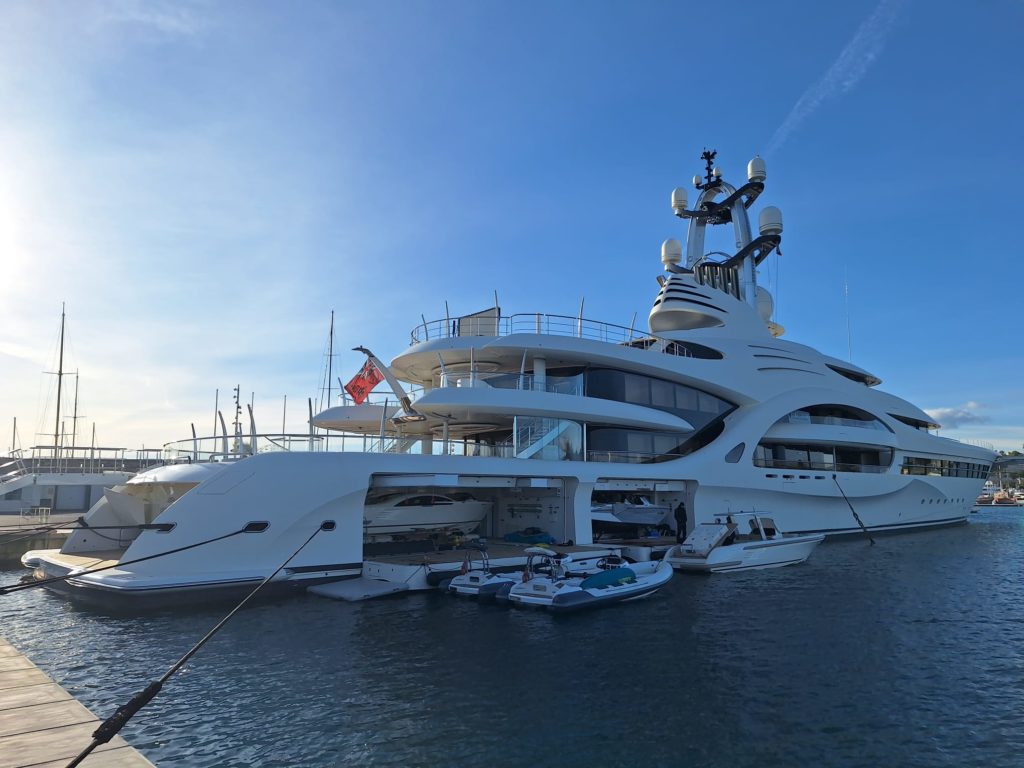 photo by Matthieu Ferrand - Windward Yachts