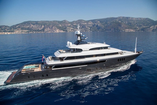 MY LOON for charter in cannes