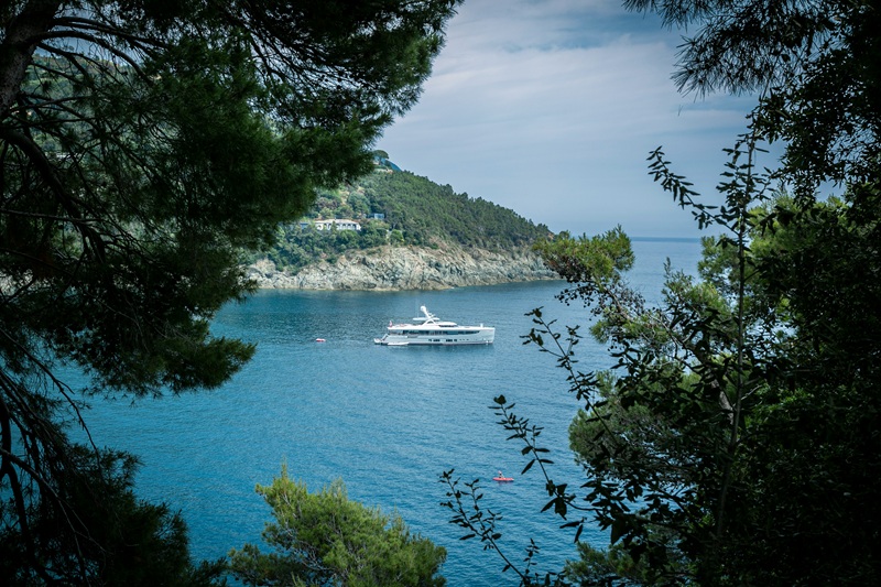 yacht aerial view (3)