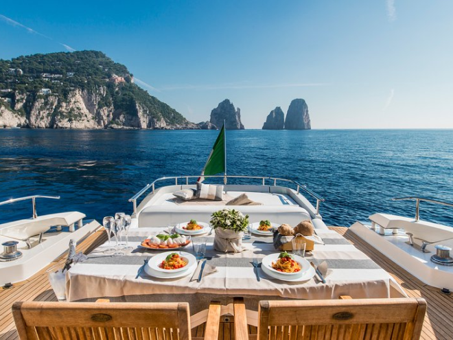 noleggio yacht lusso italia